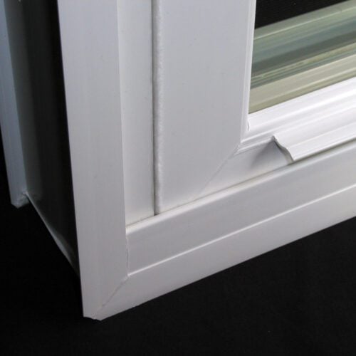 Fully contoured lift rail designed for easy lift